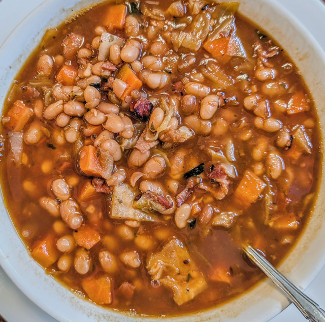 Navy Bean and Cabbage Soup